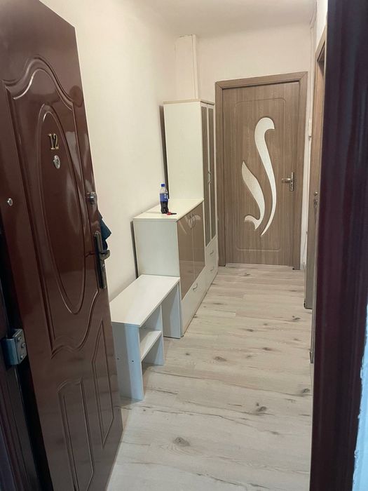 Garsonieră de închiriat