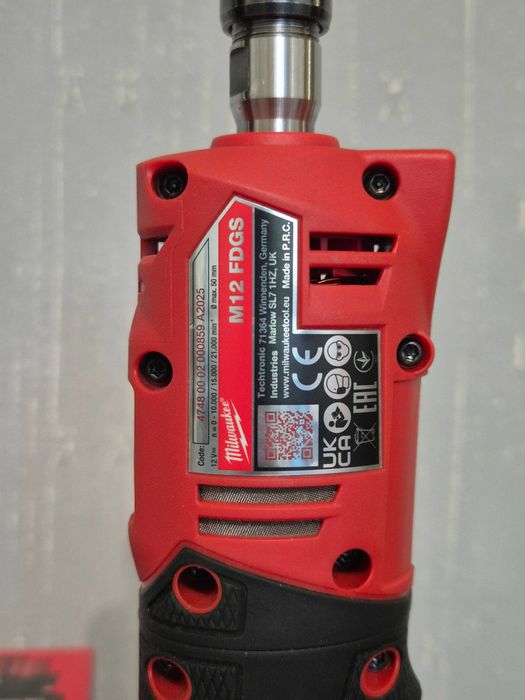 Milwaukee Polizor M12 FUEL