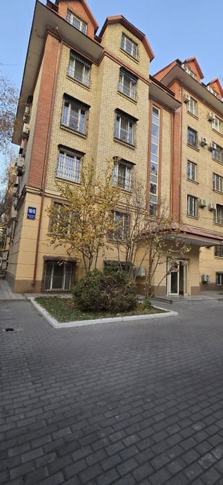 Мирабадский район, 3-х ком квартира,4-этаж ЦУМ