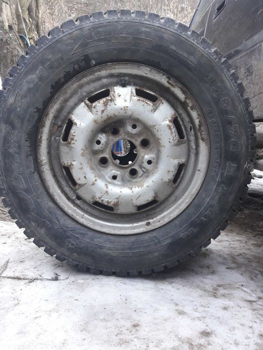 Джанти с гуми 175 / 70 / 13 Volkswagen Golf / Голф