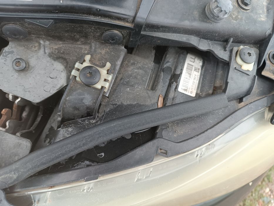 Faruri bixenon Europa BMW seria 3 e90 e91