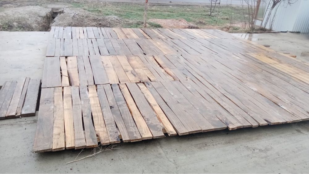 Киіз үй сатылады (Юрта продается)