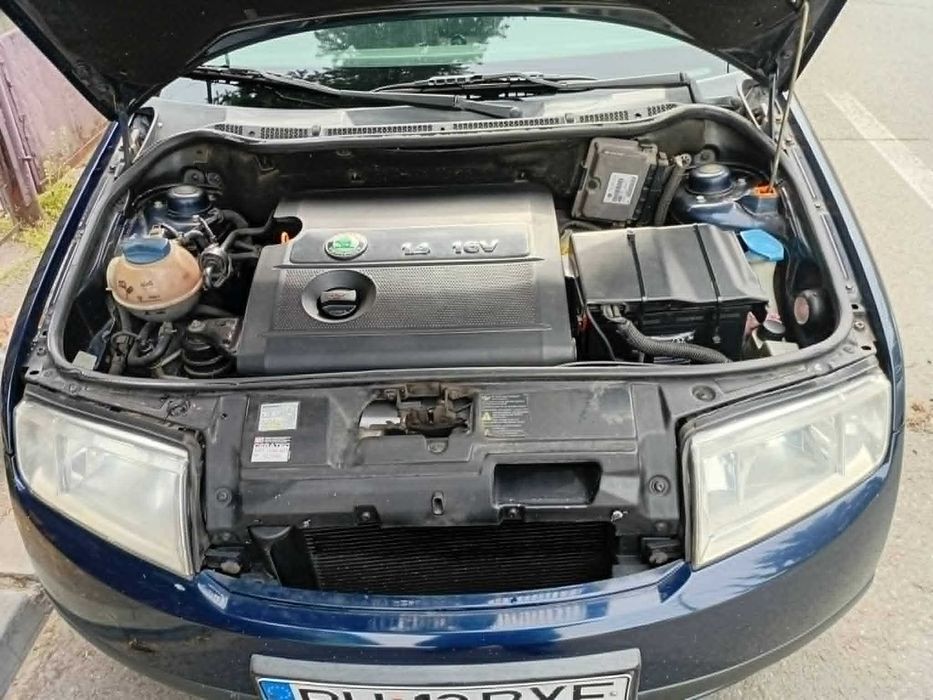 Vand Skoda Fabia 1,4 16 valve 100CP benzina an 2000,ingrijita,curata, in stare perfecta de functionare, consum redus