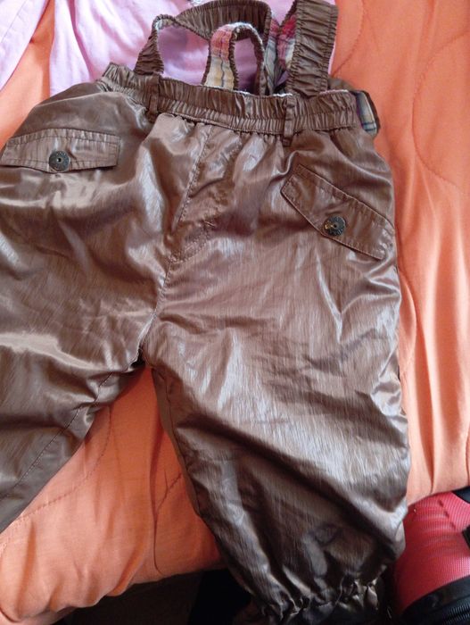 Продавам детски гащеризон с блузка