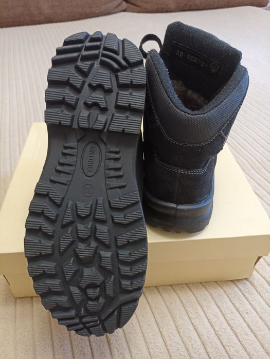 Зимние ботинки новые