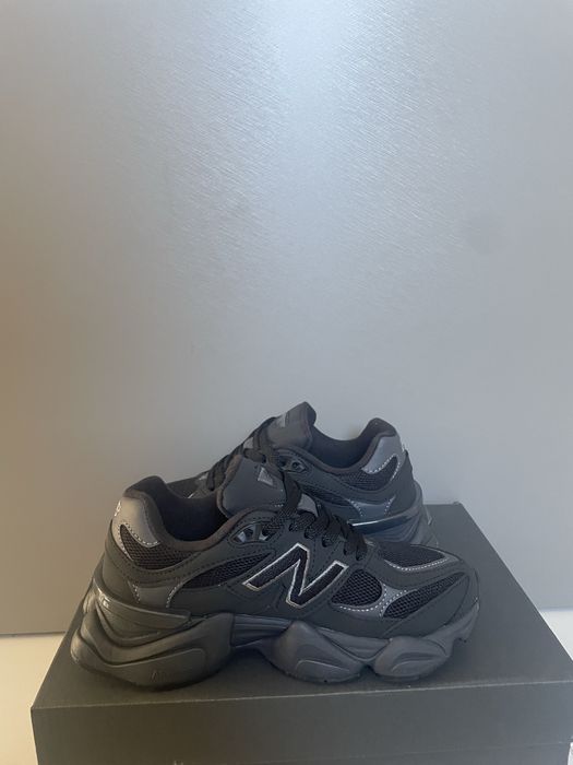 New Balance 9060 negru noi marimea 36