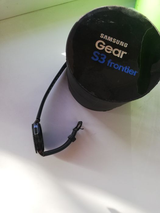 Продам часы самсунг s3