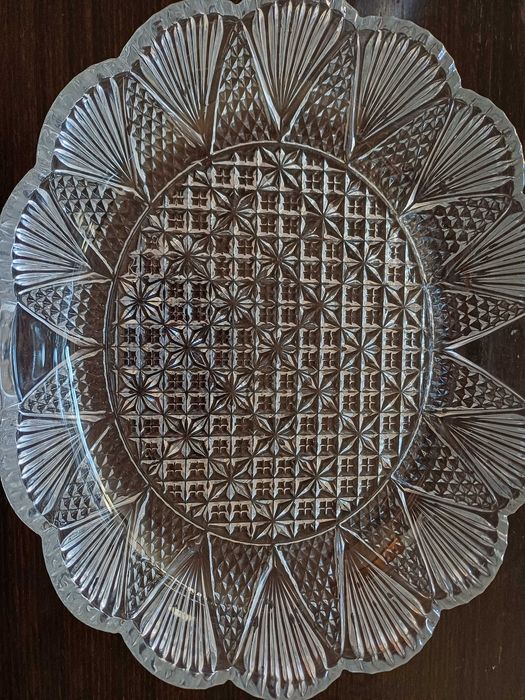 Фруктиери, поднос за сладки, плодове и др.