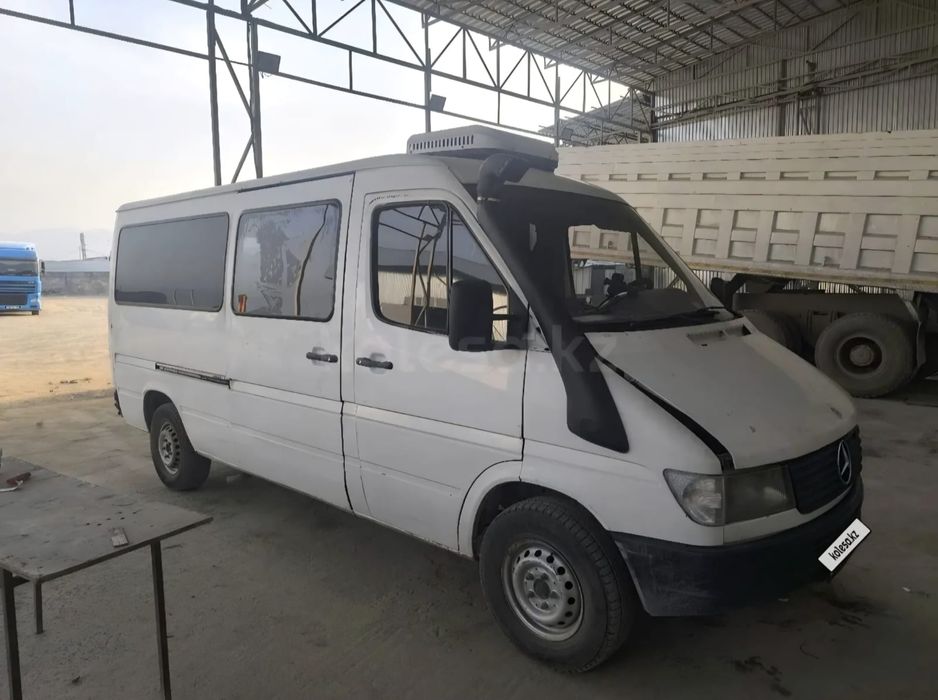 Мерседес спринтер