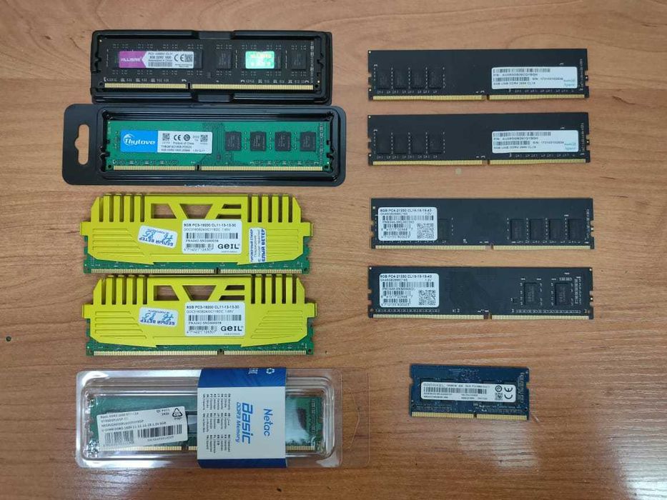 Оперативная память DDR3 8Gb и  DDR4 8Gb от 15000