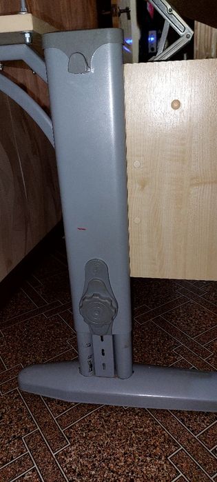 Парта для школьника