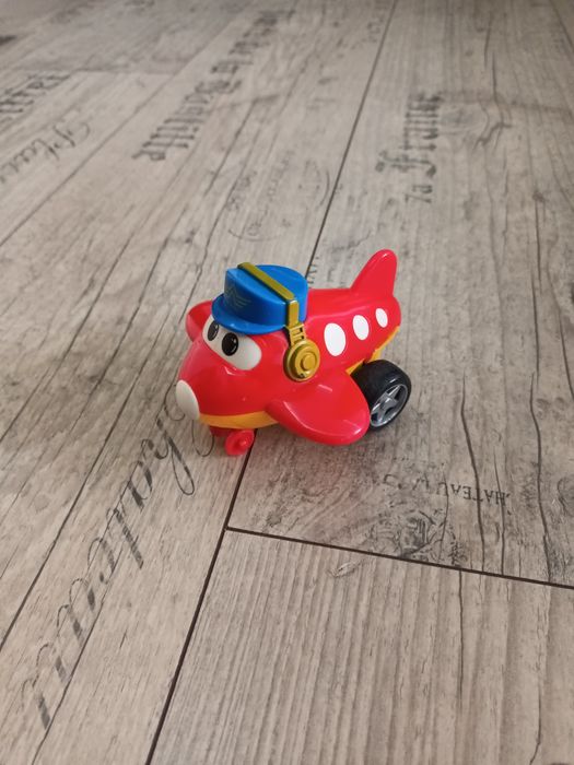 Много различни колички