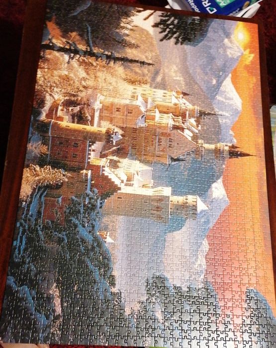 Vând puzzle, tablou