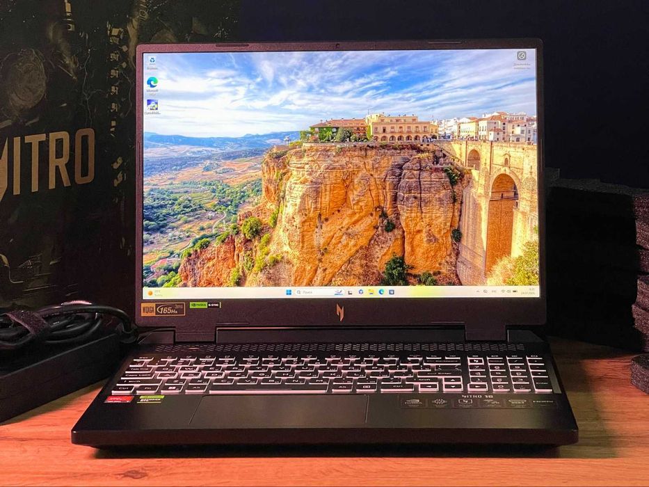 Как новый Acer Nitro 5 AN16 | RTX 4060 | Ryzen 7 7840HS | 16" QHD IPS