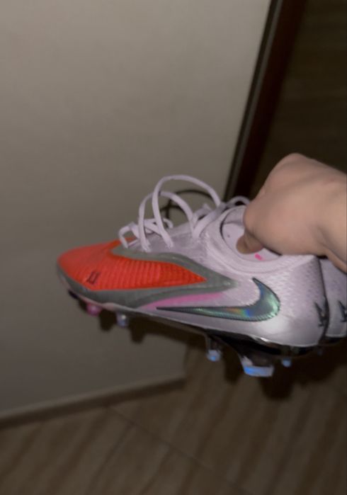 ghete purtate de alesia puteias