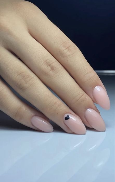 Наращивание ногтей 4000