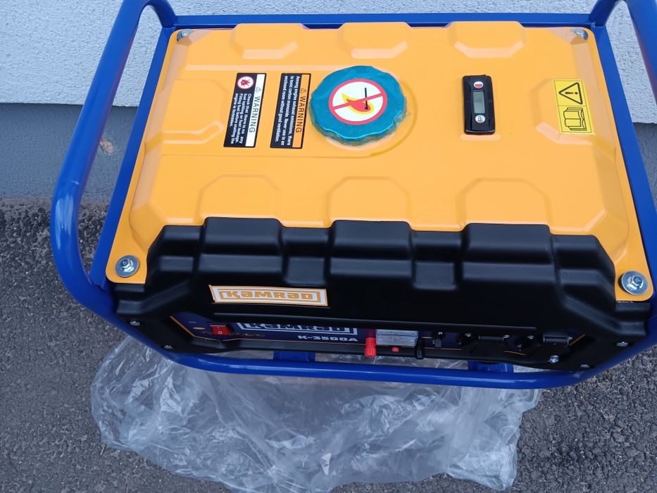 Generator pe benzină, motor 4t,nou