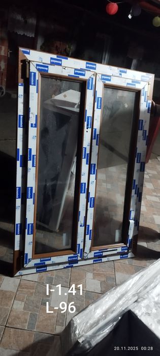 Vând geamuri termopan noi