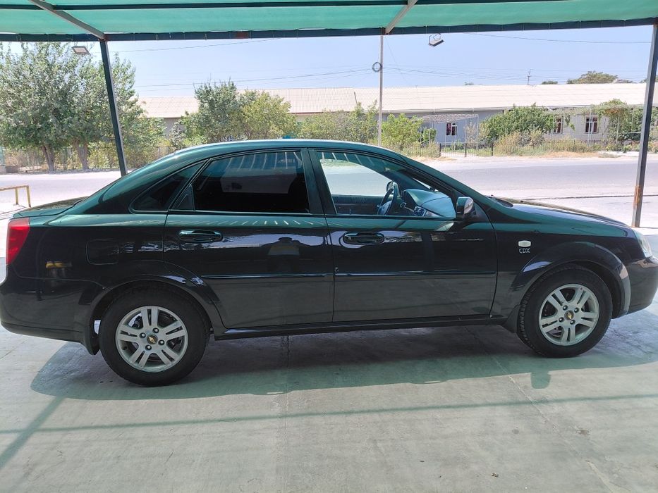Lacetti 1.8 2011 radnoy