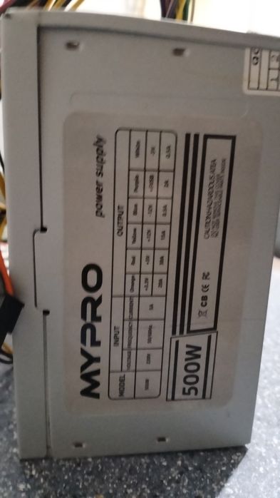 Pitaniya 500W yangi!