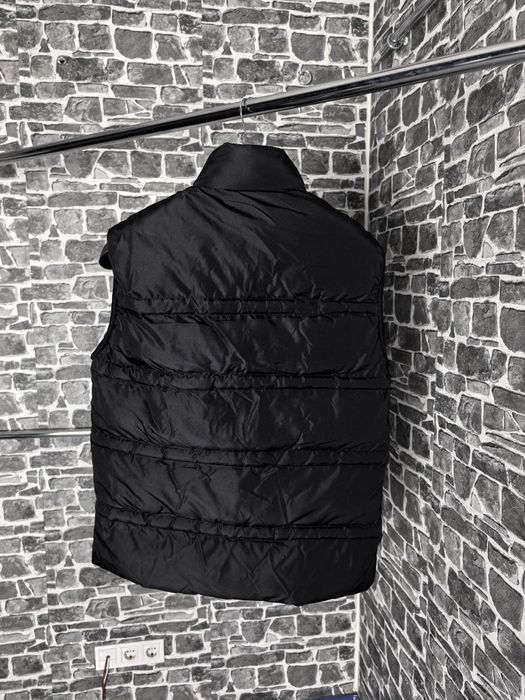 Emporio Armani елек високо качество