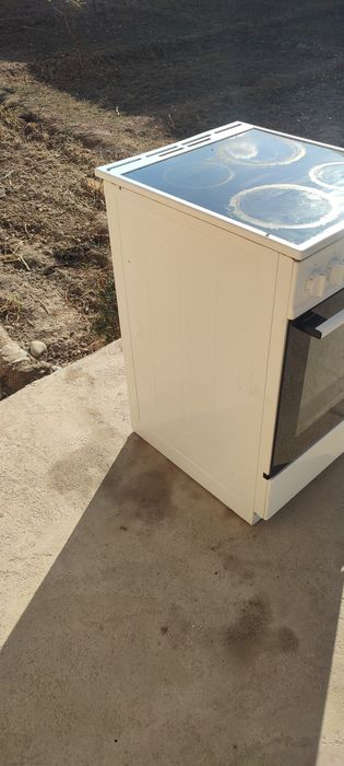 Электрический плита с духовкой