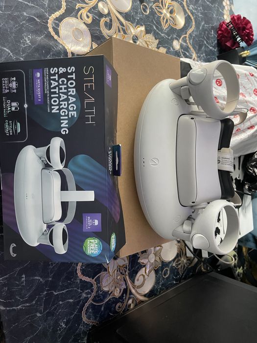 Meta Quest 2 256GB cu stand