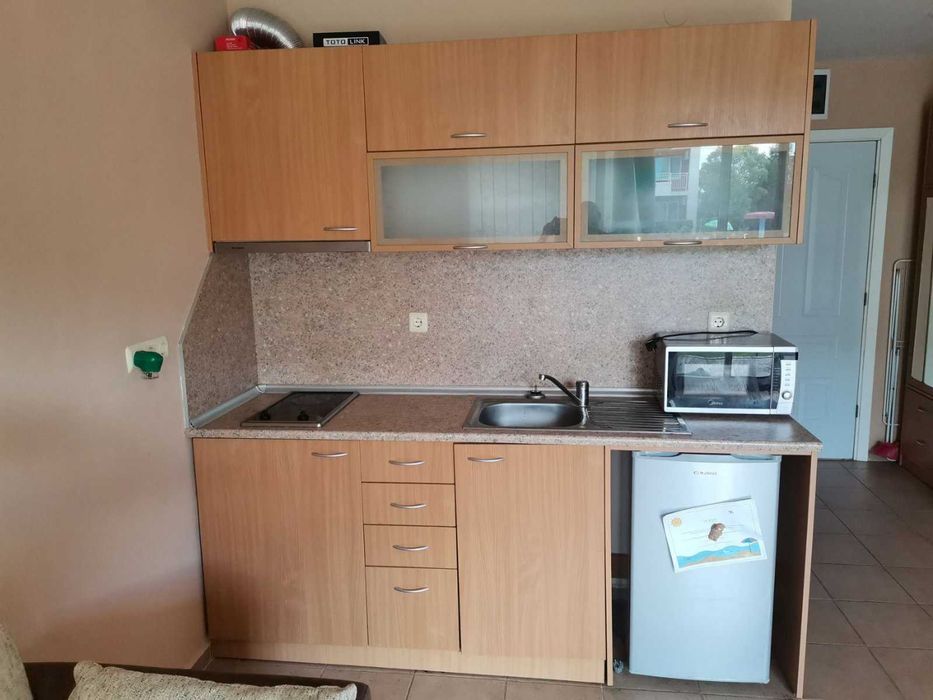 Продавам кухня с уреди