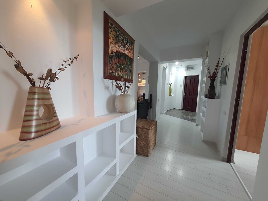 Apartament 3 Camere de Inchiriat-Peninsula-Portul Tomis-Cazinou 750 Eur
