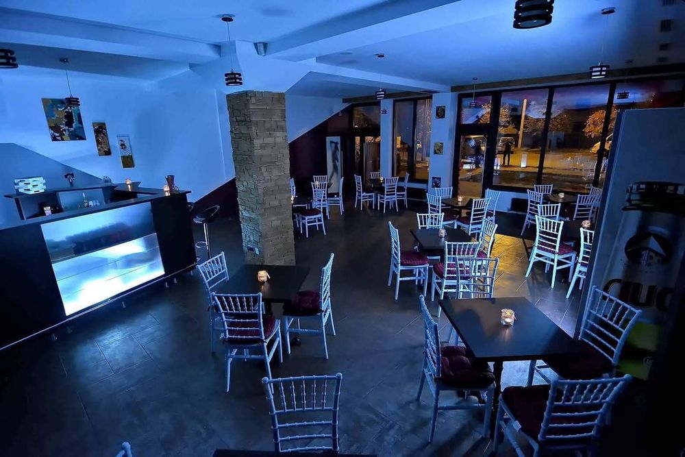 Închiriez spațiu comercial parter 80 de mp