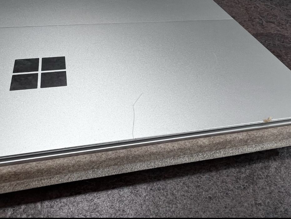 Surface Pro 8 i5 512 SSD