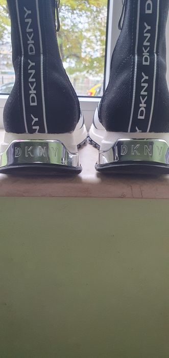 DKNY сникърси 38 номер