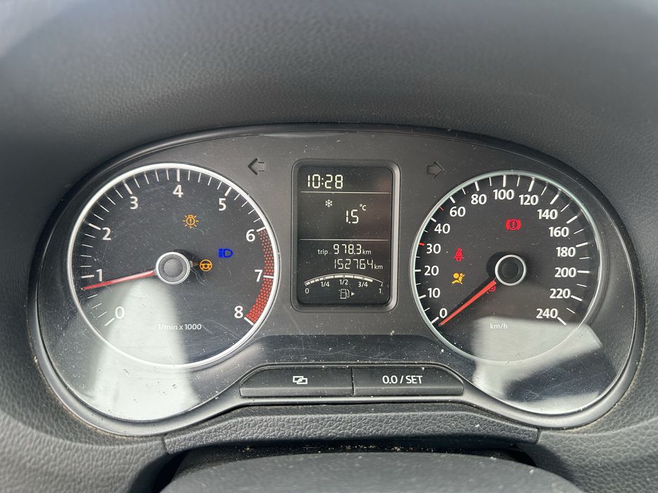 VW Polo 6R 1.4-16v На Части!!!