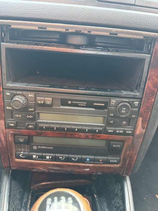 VW Bora 1.6 105PS НА ЧАСТИ!