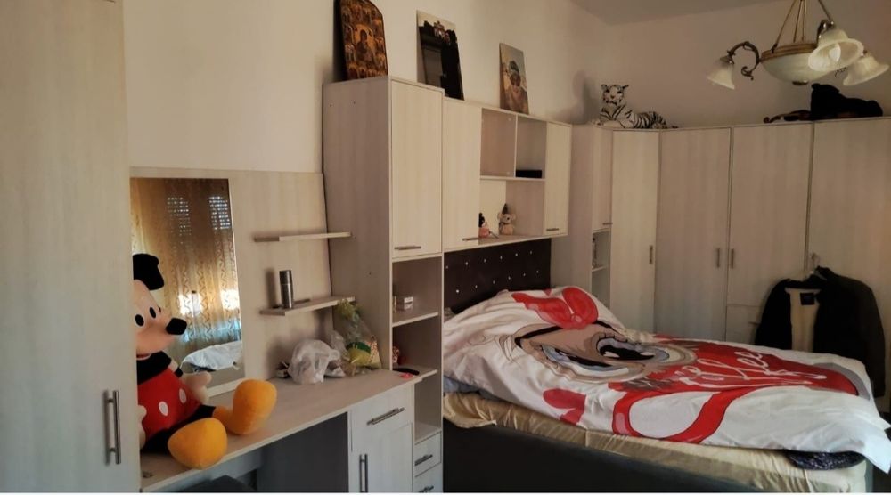 Casa de vânzare din cărămidă zona centrală!