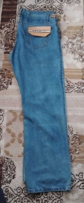 Vând pantaloni bărbați