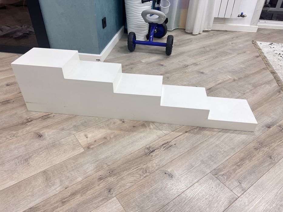 Подставка для цветы. МДФ