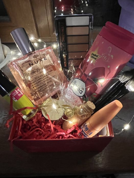 Подаръчна кутия плюс опаковане по избор