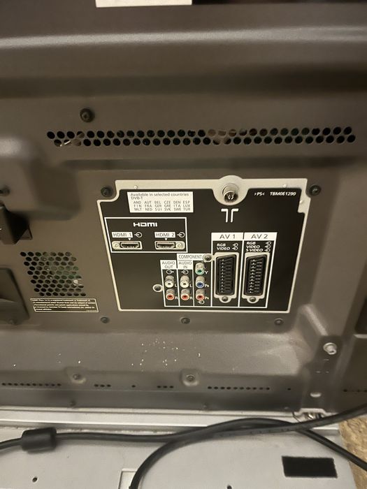 Vand un televizor Panasonic