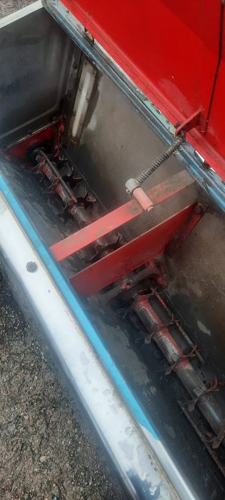 Сеялка, разбрасыватель