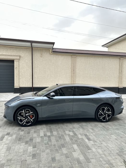 Lynk&Co Z10 (lynkco zeekr)