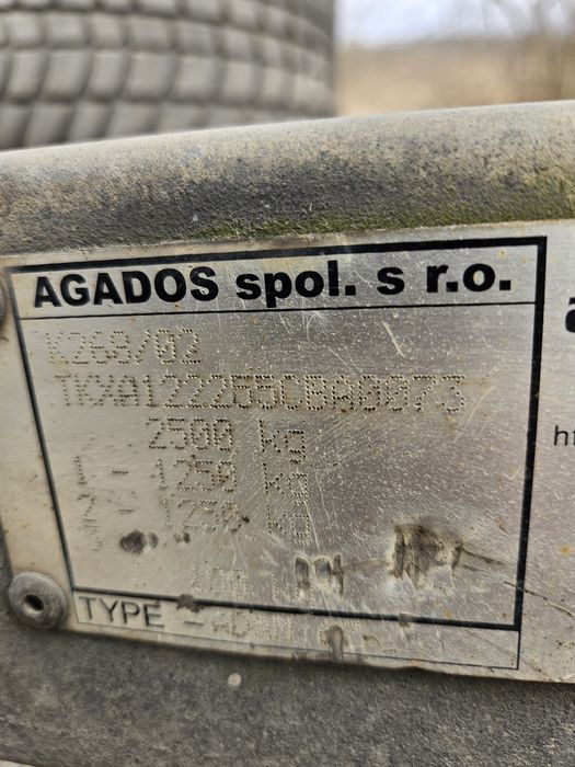 Vand trailer,platforma auto de 4m ,basculabil,troliu,2500kg an 2005