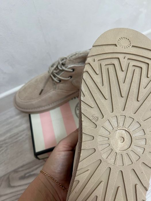 Продам зимние ботиночки