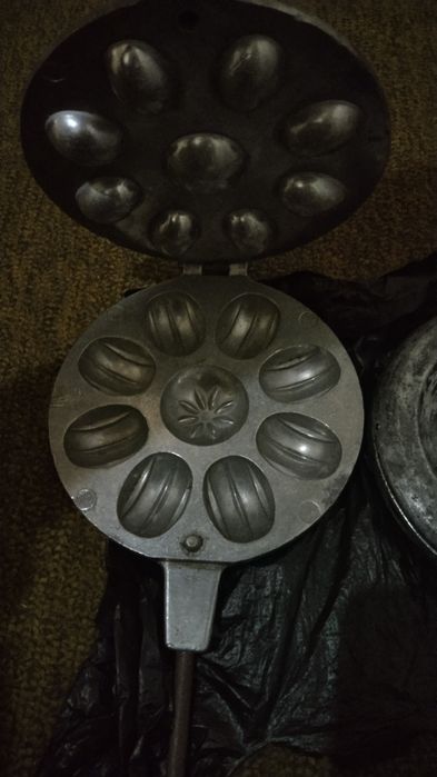 Орешница форма для выпечки.