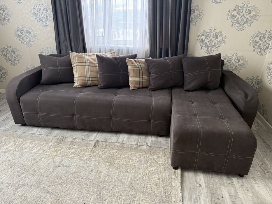 Продам диван угловой