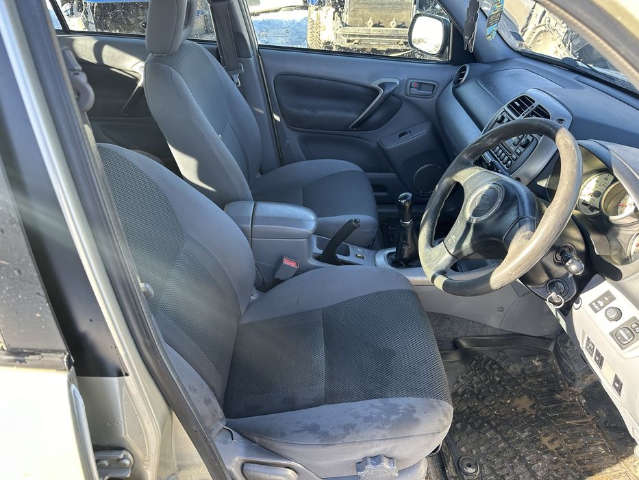 Тойота Рав4 Toyota Rav4 2.0 116 кс На Части!