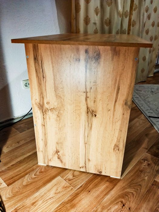 Письменный стол ореховый