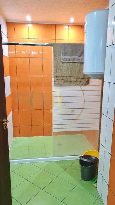 Дава се под наем Тристаен апартамент в Варна, Окръжна болница - 90 кв.м за 700 € - Снимка #9