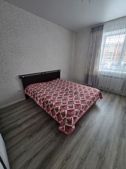 Продам двухспальную кровать