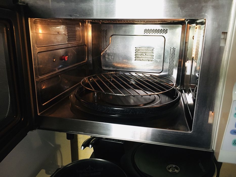 Оригинальная фирменная микроволновка LG сборка Корея MADE IN KOREA